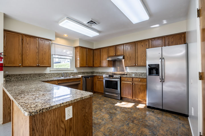 7-1328 3rd st Kitchen